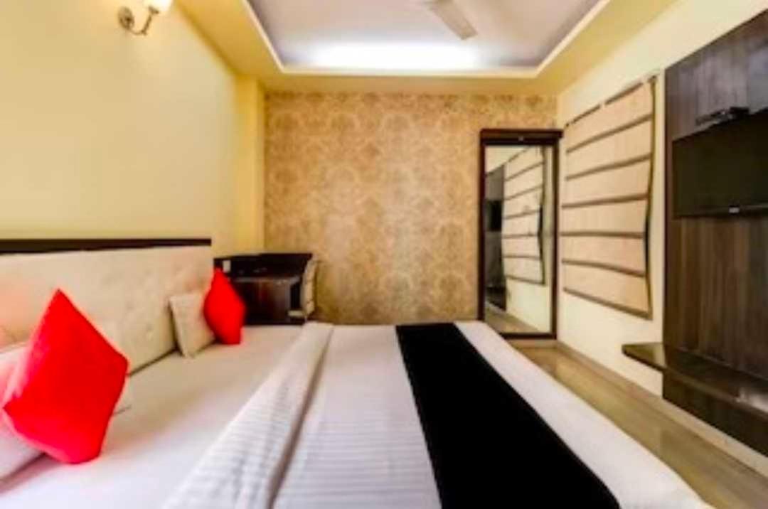 Collection O Hotel Kashi Inn Varanasi Dış mekan fotoğraf