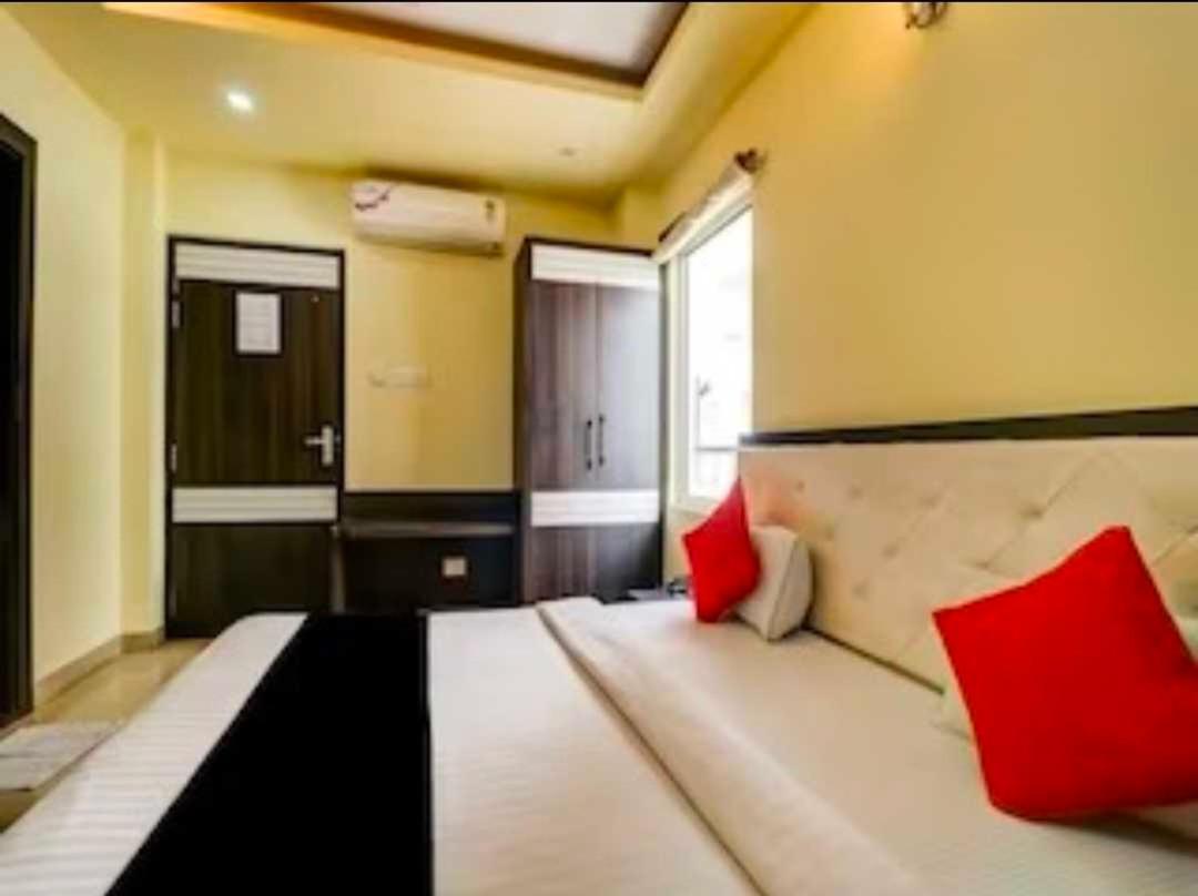 Collection O Hotel Kashi Inn Varanasi Dış mekan fotoğraf