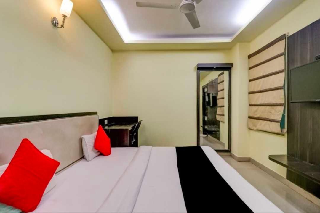 Collection O Hotel Kashi Inn Varanasi Dış mekan fotoğraf
