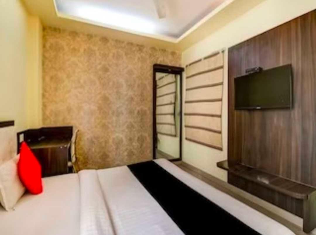 Collection O Hotel Kashi Inn Varanasi Dış mekan fotoğraf