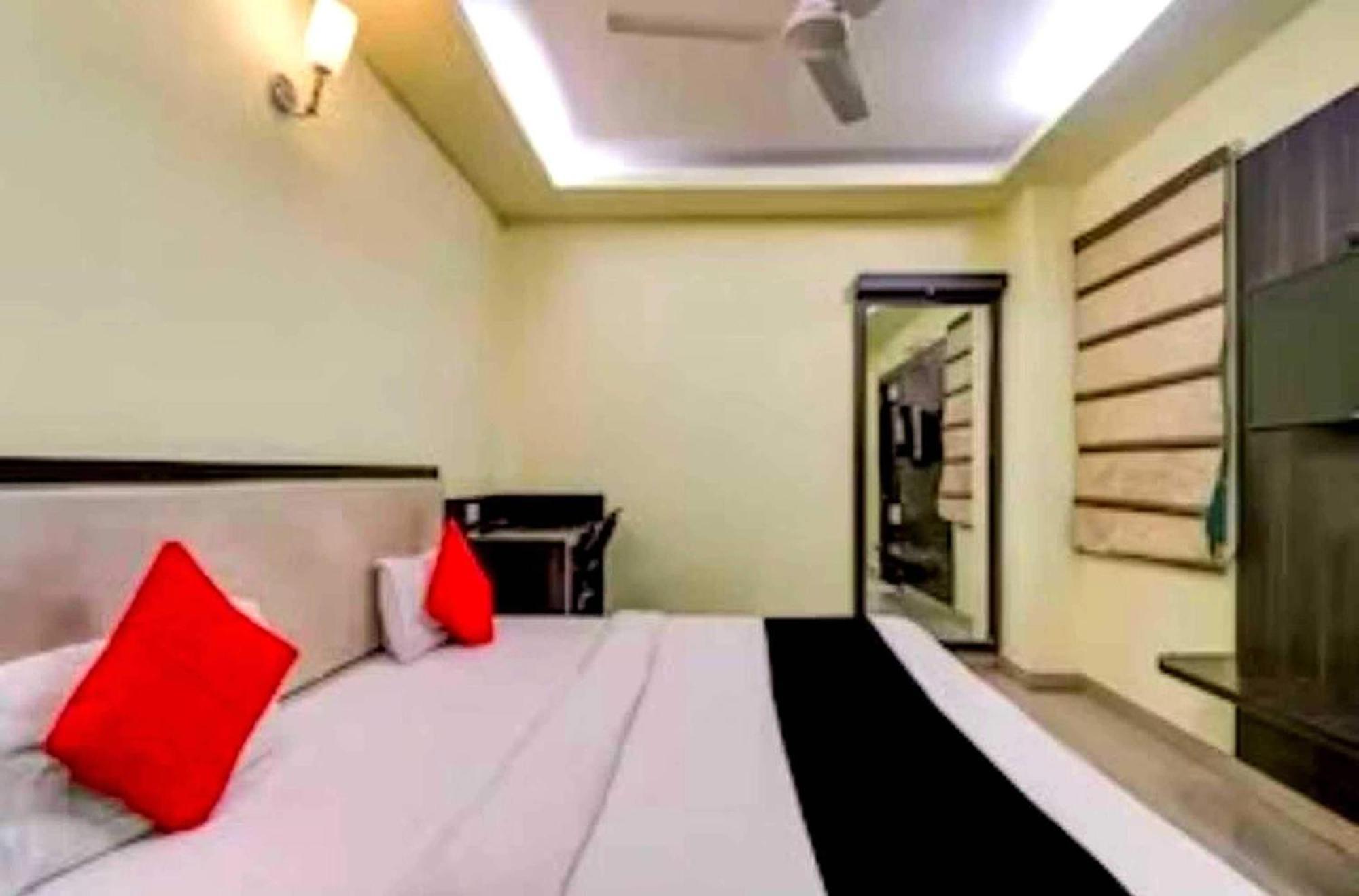 Collection O Hotel Kashi Inn Varanasi Dış mekan fotoğraf